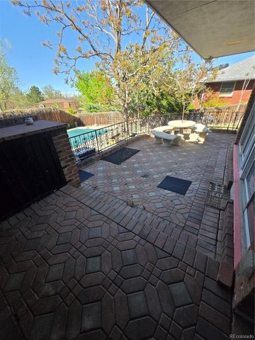 3040 Oak Street, Lakewood, CO 80215