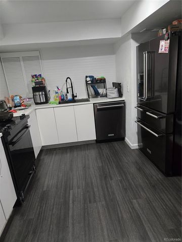 3040 Oak Street, Lakewood, CO 80215