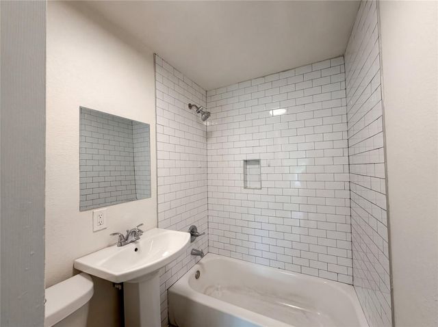 5935 Southseas Street, Houston, TX 77033