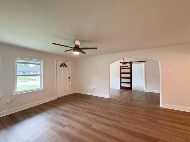 5935 Southseas Street, Houston, TX 77033