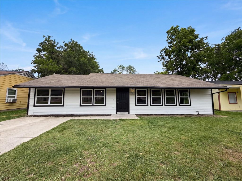 5935 Southseas Street, Houston, TX 77033