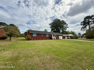 1005 Pinecrest Street, Williamston, NC 27892