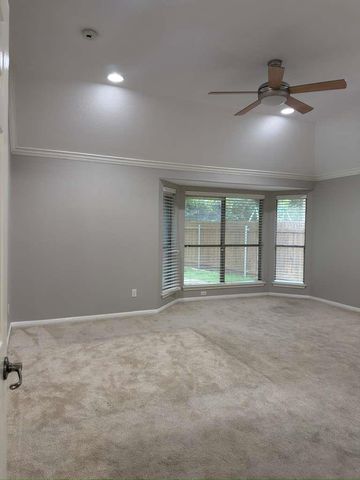 11709 Via Grande DR, Austin, TX 78739