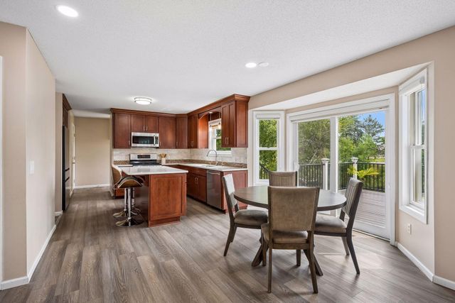 16005 22nd Avenue N, Plymouth, MN 55447