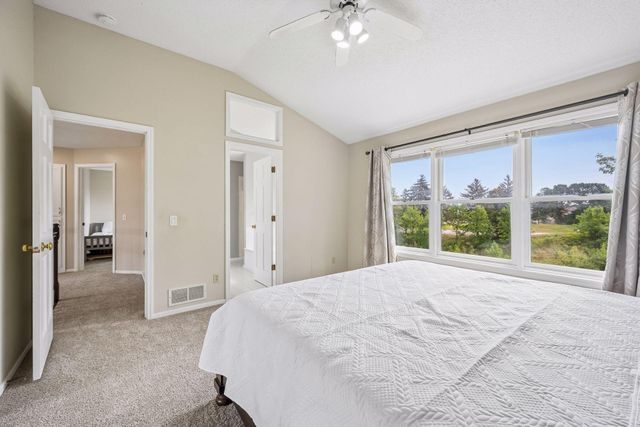 16005 22nd Avenue N, Plymouth, MN 55447