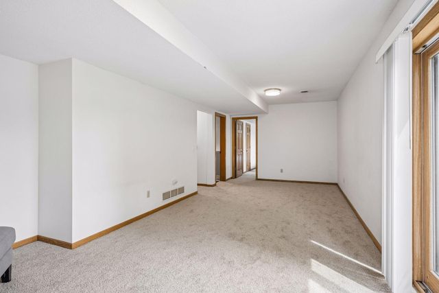16005 22nd Avenue N, Plymouth, MN 55447