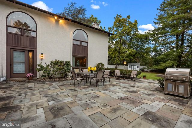 800 PLYMOUTH RD, Gwynedd Valley, PA 19437