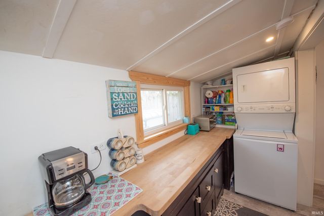 10977 N Lower Lakeshore Drive, Monticello, IN 47960