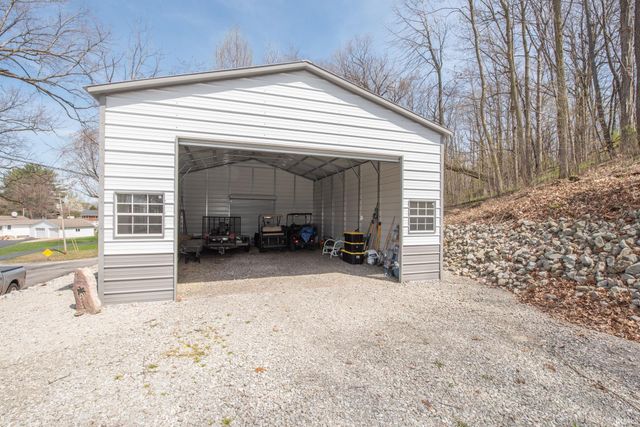 10977 N Lower Lakeshore Drive, Monticello, IN 47960