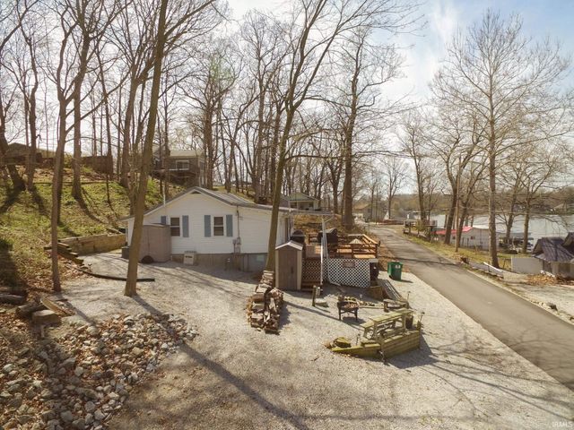 10977 N Lower Lakeshore Drive, Monticello, IN 47960