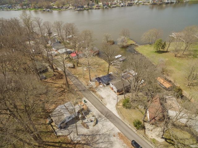 10977 N Lower Lakeshore Drive, Monticello, IN 47960