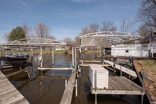 10977 N Lower Lakeshore Drive, Monticello, IN 47960