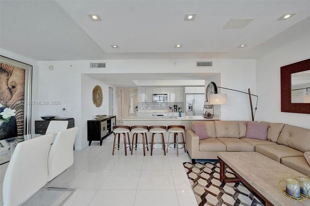 2600 E Hallandale Beach Boulevard T1902, Hallandale Beach, FL 33009