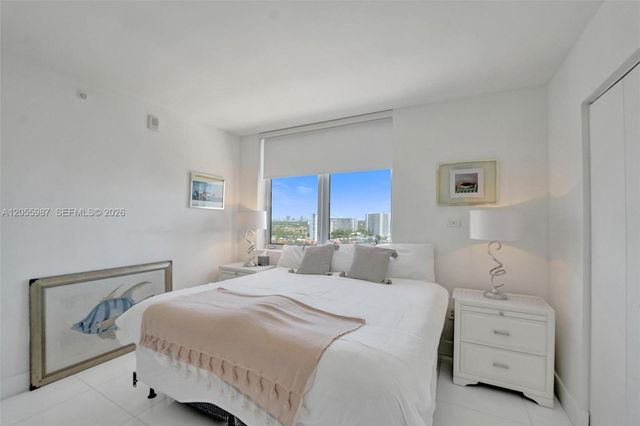 2600 E Hallandale Beach Boulevard T1902, Hallandale Beach, FL 33009