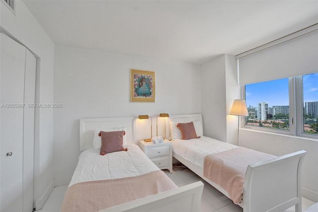 2600 E Hallandale Beach Boulevard T1902, Hallandale Beach, FL 33009