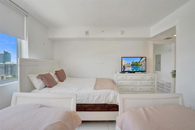 2600 E Hallandale Beach Boulevard T1902, Hallandale Beach, FL 33009