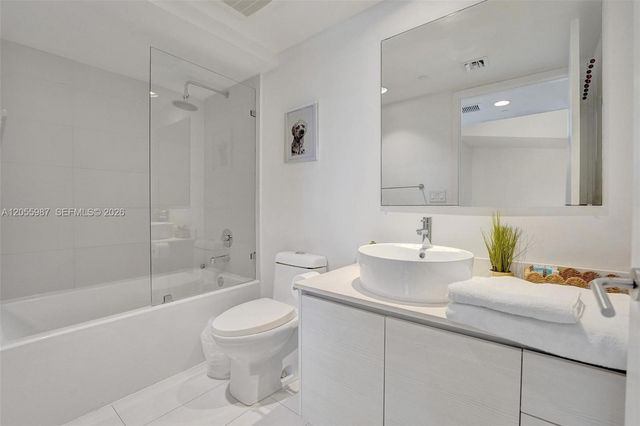 2600 E Hallandale Beach Boulevard T1902, Hallandale Beach, FL 33009