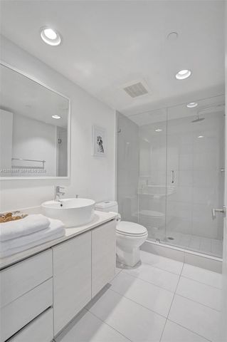 2600 E Hallandale Beach Boulevard T1902, Hallandale Beach, FL 33009