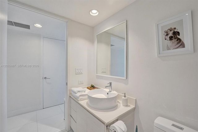 2600 E Hallandale Beach Boulevard T1902, Hallandale Beach, FL 33009