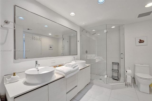2600 E Hallandale Beach Boulevard T1902, Hallandale Beach, FL 33009