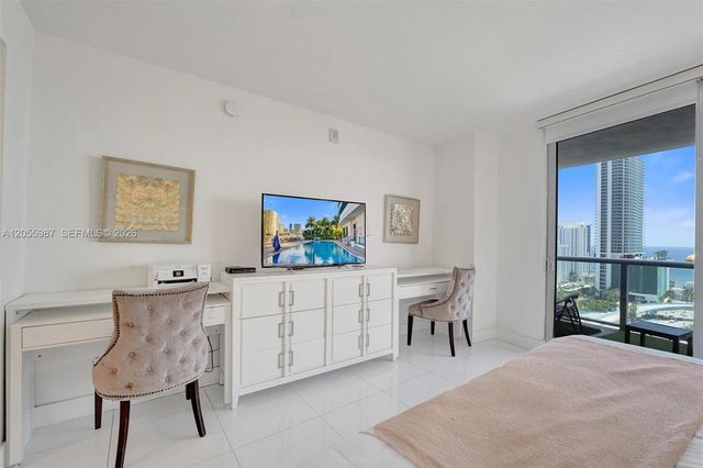 2600 E Hallandale Beach Boulevard T1902, Hallandale Beach, FL 33009