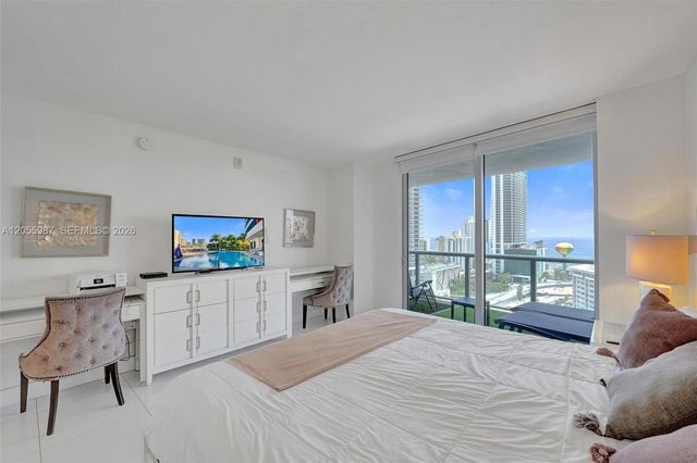 2600 E Hallandale Beach Boulevard T1902, Hallandale Beach, FL 33009