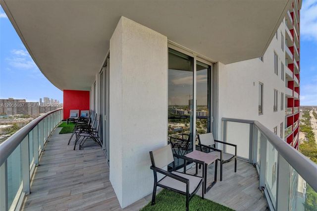 2600 E Hallandale Beach Boulevard T1902, Hallandale Beach, FL 33009