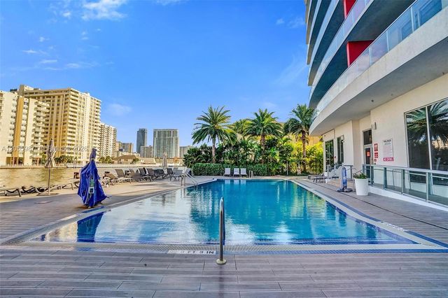 2600 E Hallandale Beach Boulevard T1902, Hallandale Beach, FL 33009