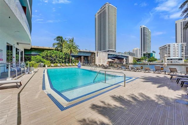 2600 E Hallandale Beach Boulevard T1902, Hallandale Beach, FL 33009