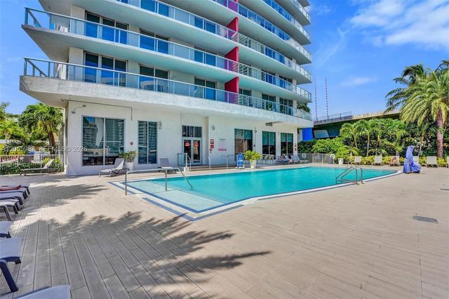 2600 E Hallandale Beach Boulevard T1902, Hallandale Beach, FL 33009