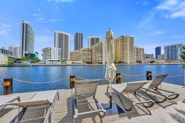 2600 E Hallandale Beach Boulevard T1902, Hallandale Beach, FL 33009
