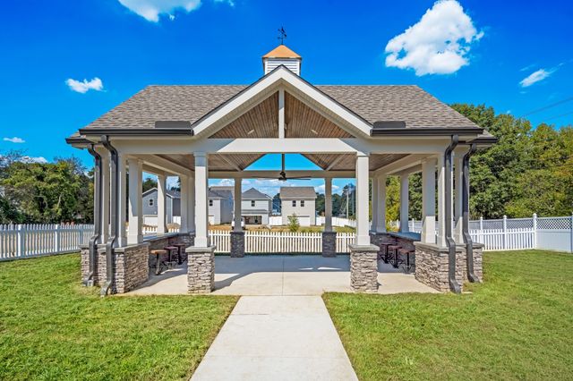 401 Gingerwood Ct, Hermitage, TN 37076