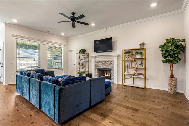 1411 Ocean Drive, Centerton, AR 72719