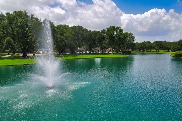 6102 Breezy Hollow Lane, Katy, TX 77450