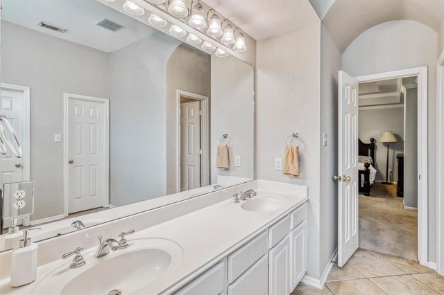 6102 Breezy Hollow Lane, Katy, TX 77450