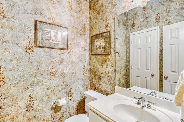 6102 Breezy Hollow Lane, Katy, TX 77450