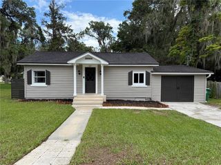 612 E PLYMOUTH AVENUE, Deland, FL 32724