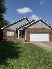 1102 Riva Ridge Drive, Lawrenceburg, KY 40342