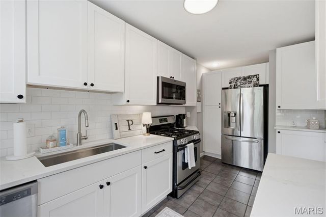 6306 Southwood Avenue 3E, Clayton, MO 63105