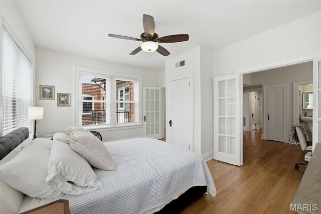 6306 Southwood Avenue 3E, Clayton, MO 63105