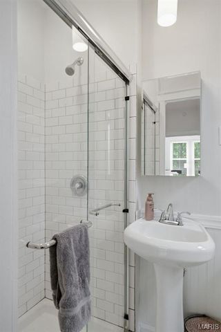 6306 Southwood Avenue 3E, Clayton, MO 63105