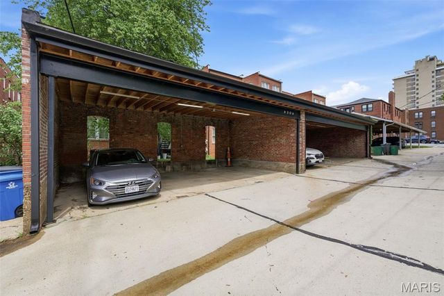 6306 Southwood Avenue 3E, Clayton, MO 63105