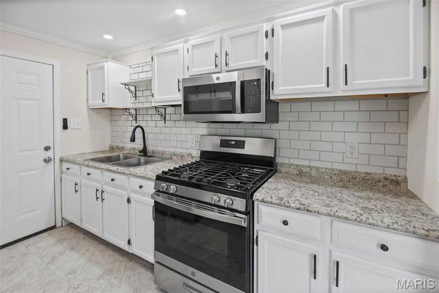 140 Saint Thomas Lane, Cahokia, IL 62206
