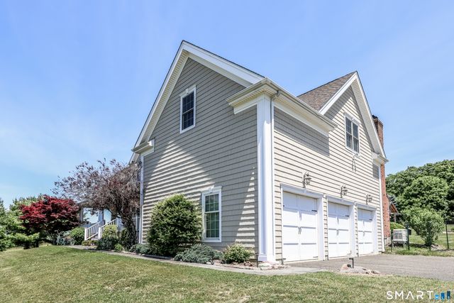 1 Kiara Court, New Milford, CT 06776