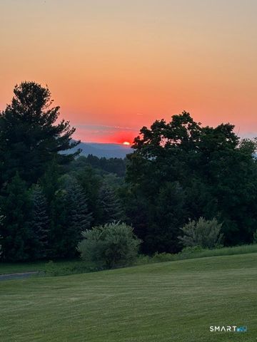 1 Kiara Court, New Milford, CT 06776