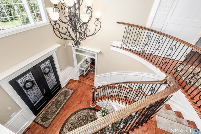 1 Kiara Court, New Milford, CT 06776