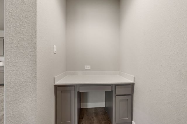 1217 Southwark Drive, Justin, TX 76247