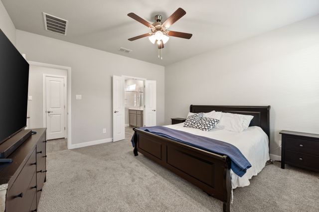 1217 Southwark Drive, Justin, TX 76247