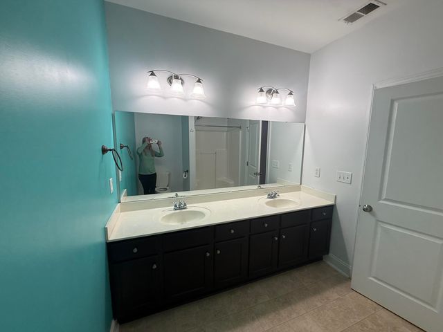 1470 Gulledge Circle, Wedgefield, SC 29168