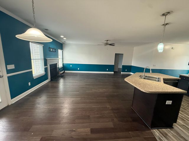 1470 Gulledge Circle, Wedgefield, SC 29168